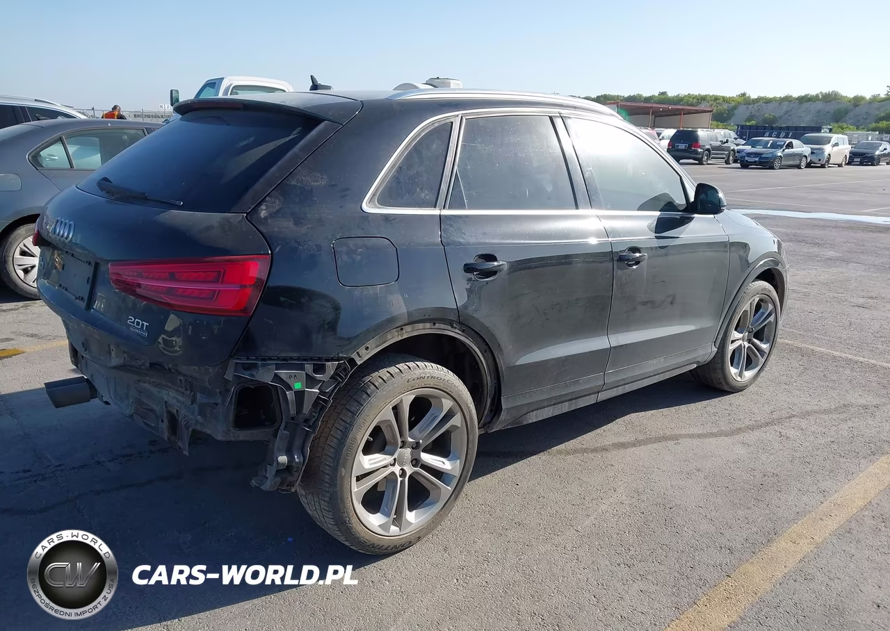 2016 Audi Q3 2.0T Premium Plus VIN:WA1EFCFSXGR010999 - 4