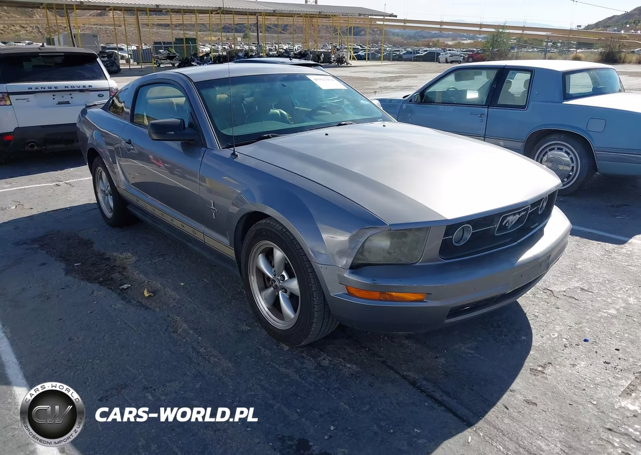 2007 Ford Mustang V6 Deluxe-V6 Premium