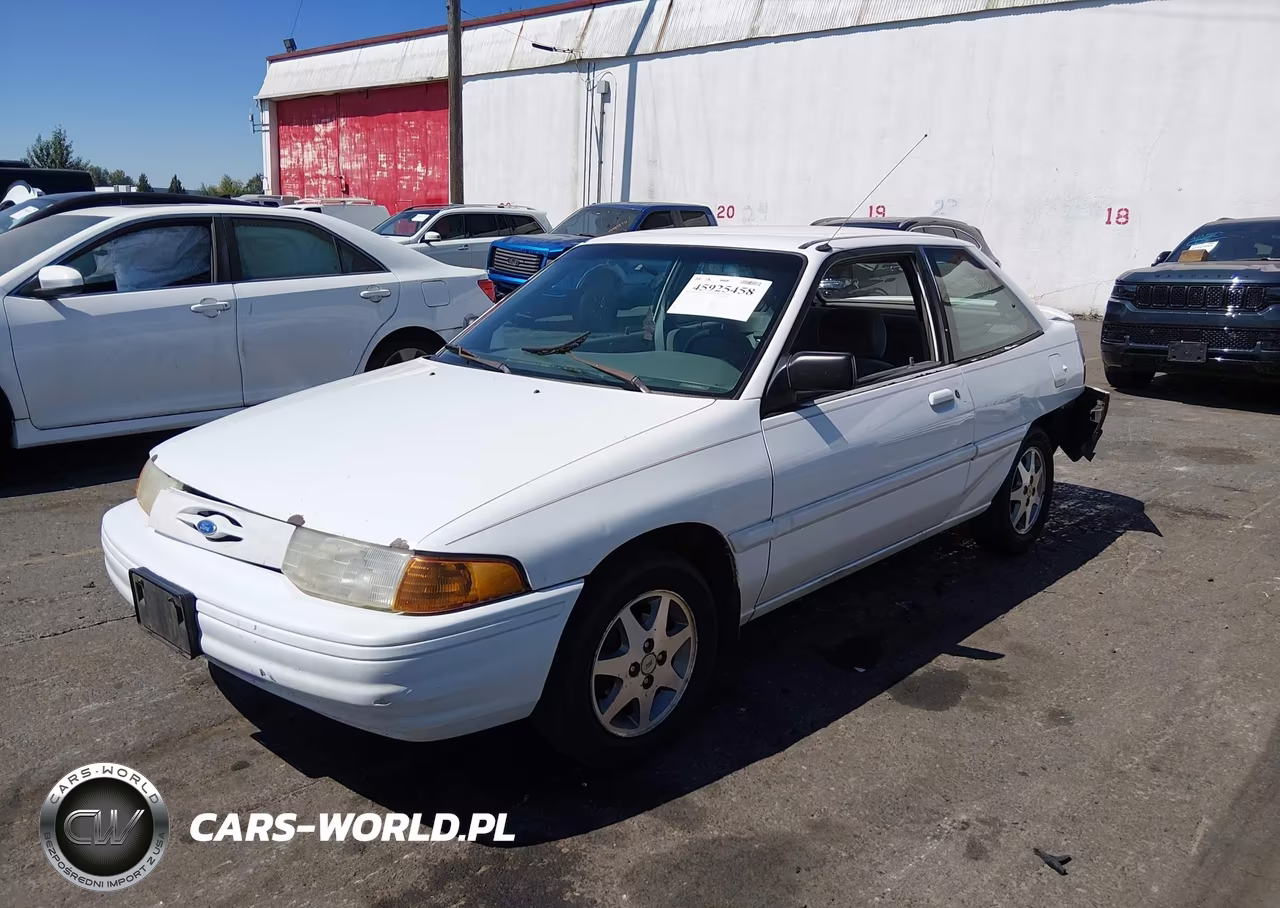 1996 Ford Escort Lx VIN:3FASP11J6TR153395 - 2