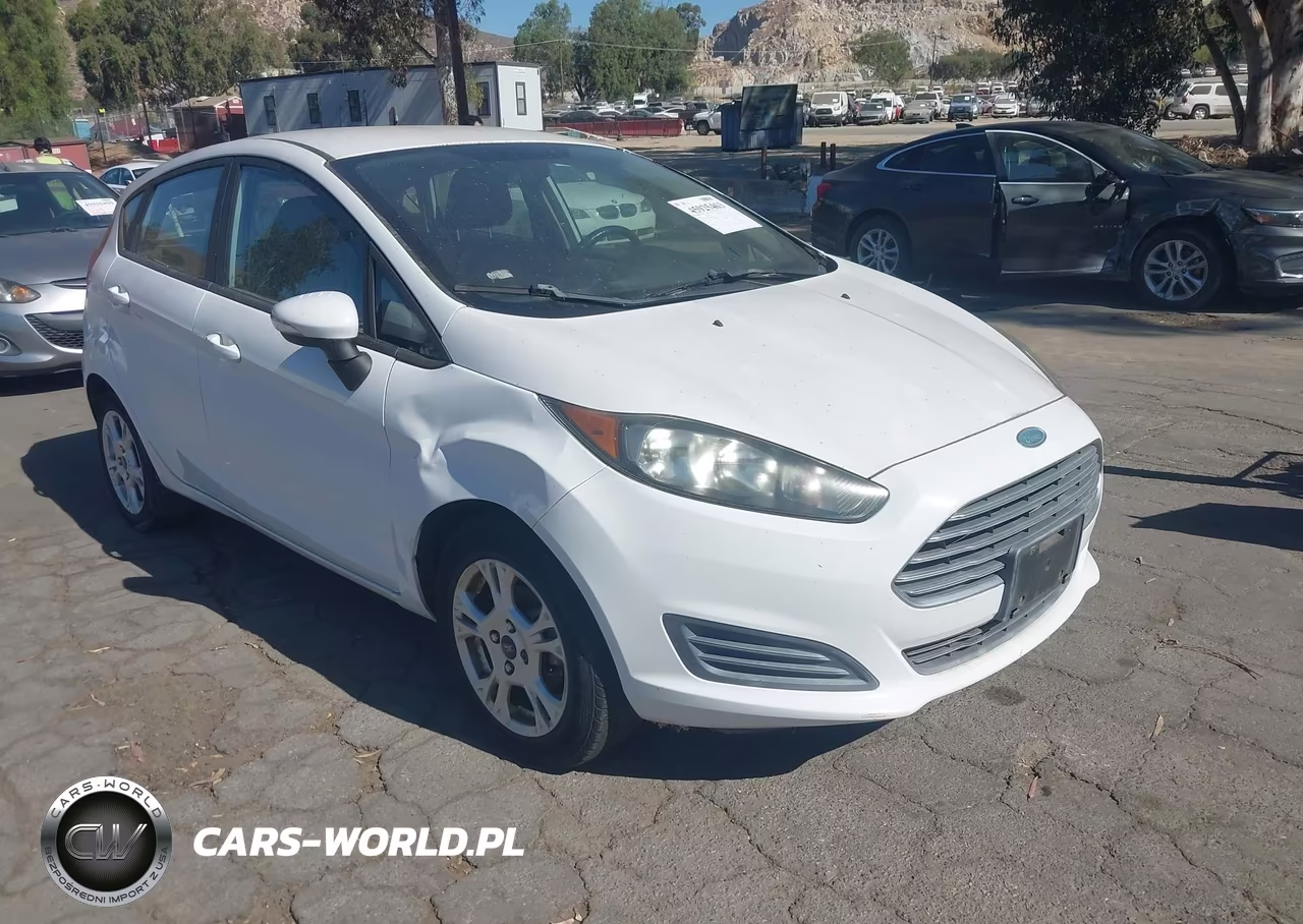 2015 Ford Fiesta Se – zdjęcie 1 z 12