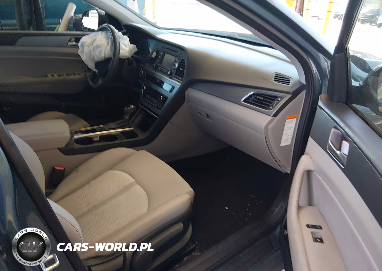 2016 Hyundai Sonata Hybrid Se VIN:KMHE24L1XGA035477 - 5