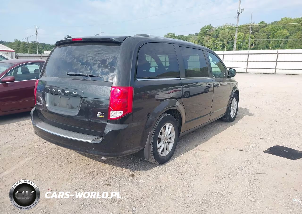 2019 Dodge Grand Caravan Sxt VIN:2C4RDGCG0KR553060 - 4
