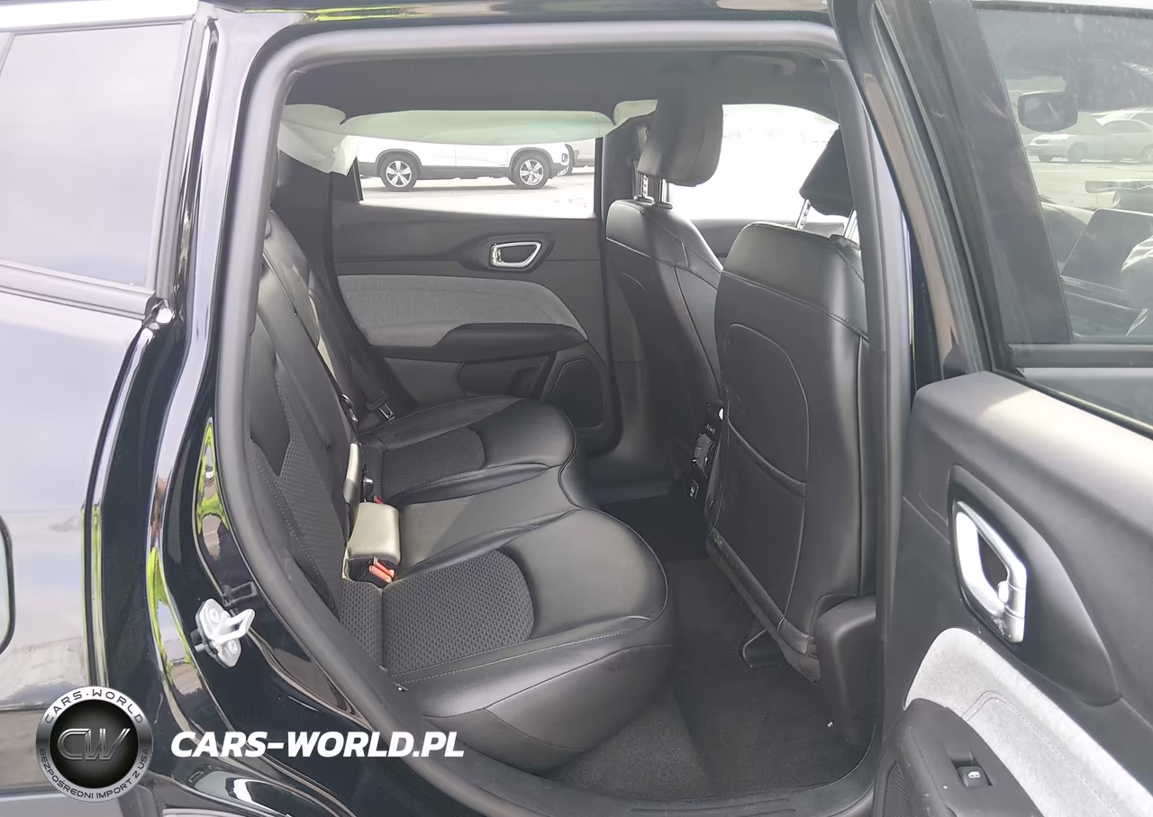 2026 Jeep Compass Latitude VIN:3C4NJDBN6TT189764 - 8