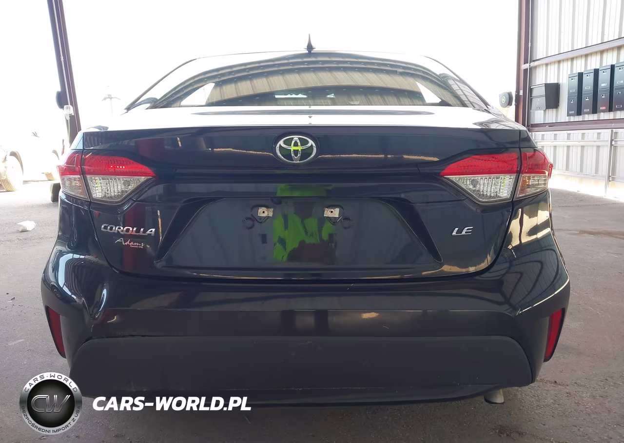 2022 Toyota Corolla Le VIN:5YFEPMAE0NP277067 - 17