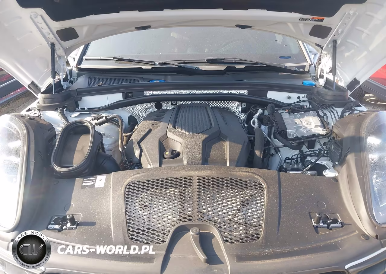 2025 Porsche Macan T VIN:WP1AA2A59SLB15526 - 10