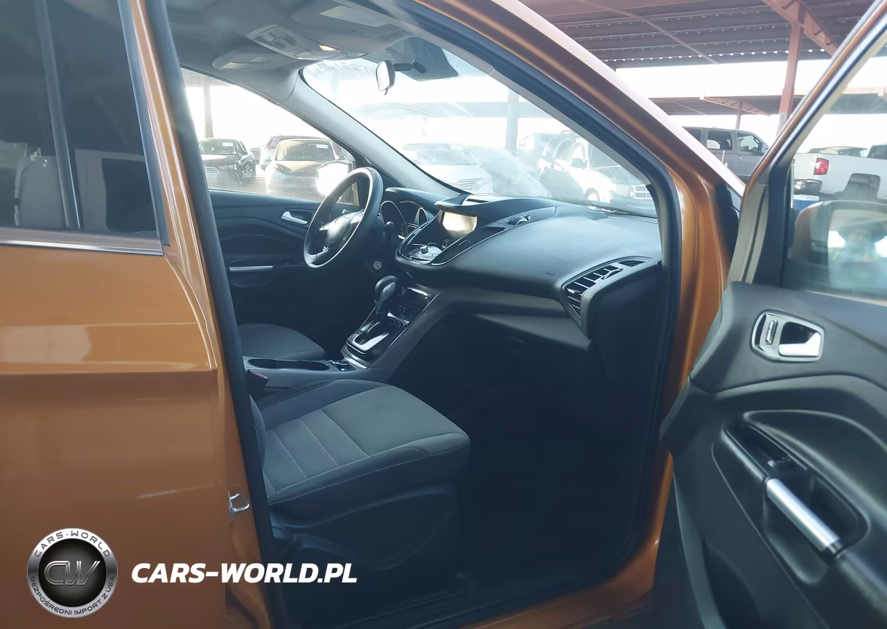 2016 Ford Escape Se VIN:1FMCU9GX7GUC31243 - 5
