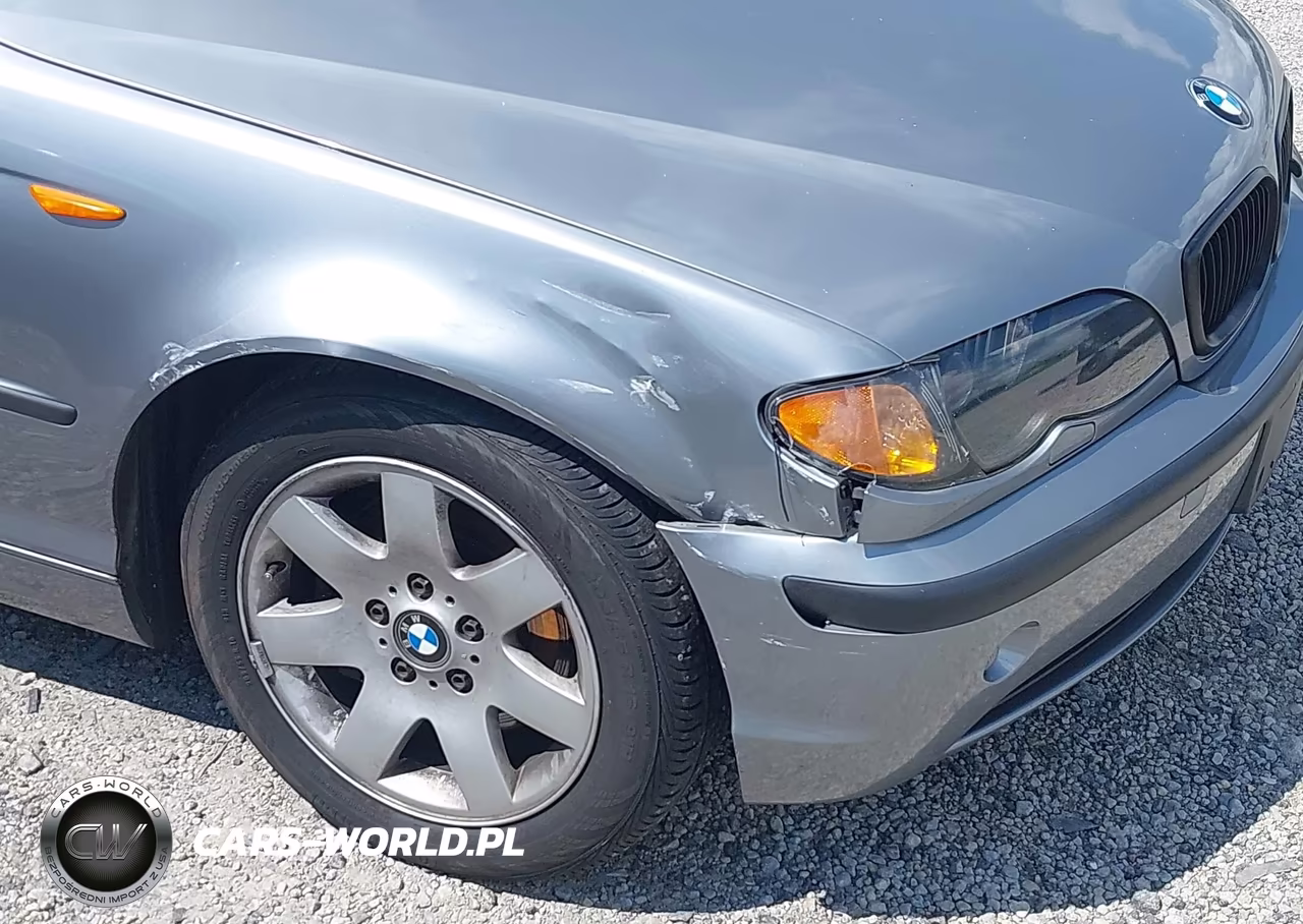 2004 BMW 325Xi VIN:WBAEU33494PM61718 - 6