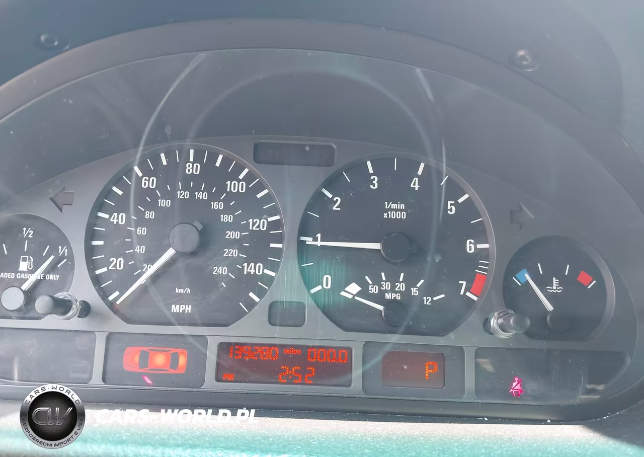 2004 BMW 325Xi VIN:WBAEU33494PM61718 - 7