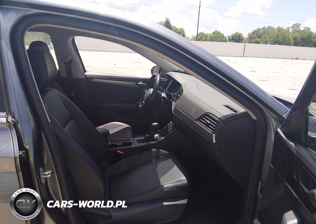 2019 Volkswagen Jetta VIN:3VWC57BU6KM001352 - 5