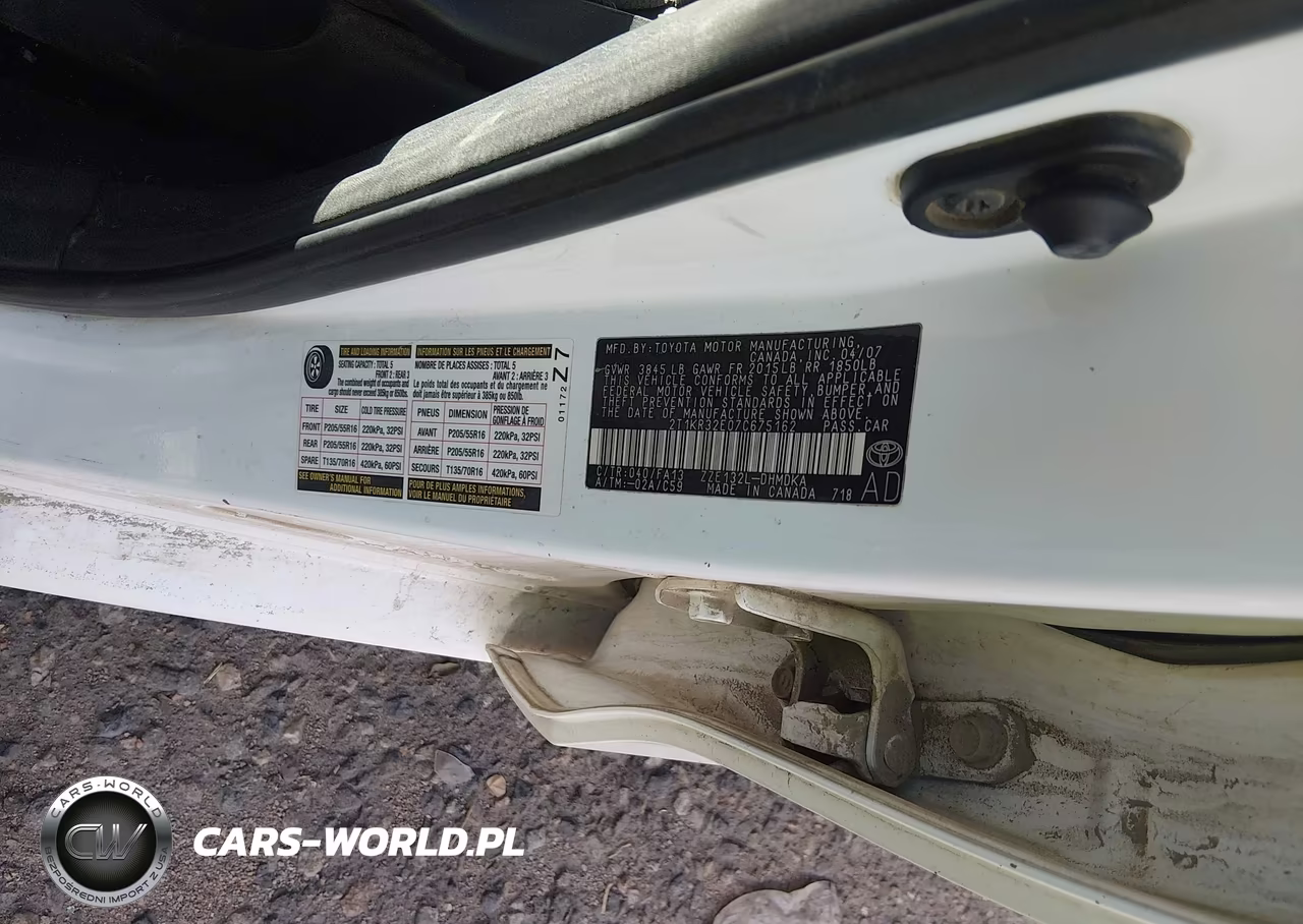 2007 Toyota Matrix VIN:2T1KR32E07C675162 - 9
