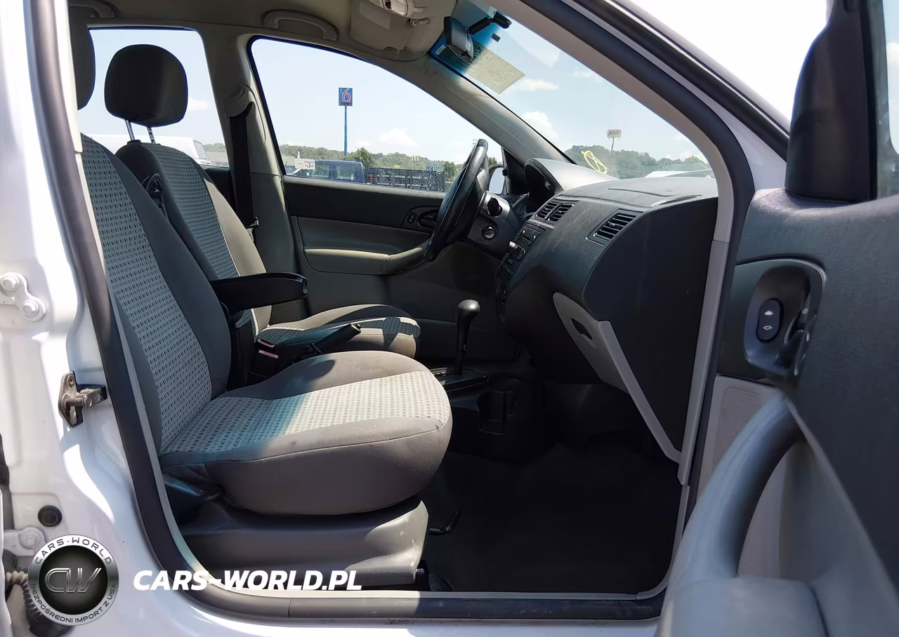 2007 Ford Focus S-Se-Ses VIN:1FAHP34N37W231204 - 5