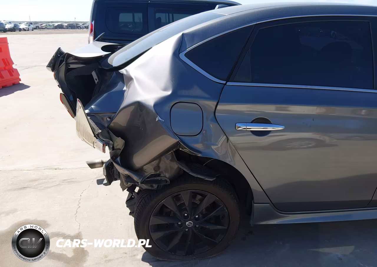 2018 Nissan Sentra Sr VIN:3N1AB7AP8JY334208 - 18