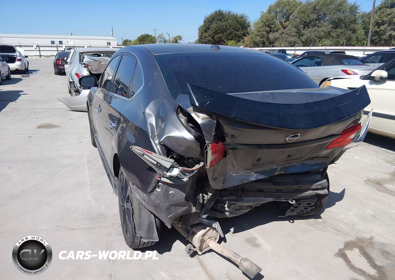 2018 Nissan Sentra Sr VIN:3N1AB7AP8JY334208 - 3