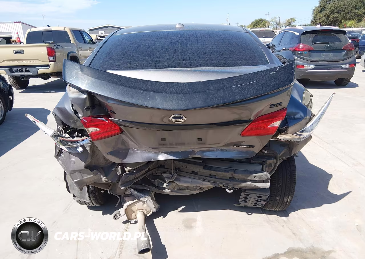 2018 Nissan Sentra Sr VIN:3N1AB7AP8JY334208 - 6