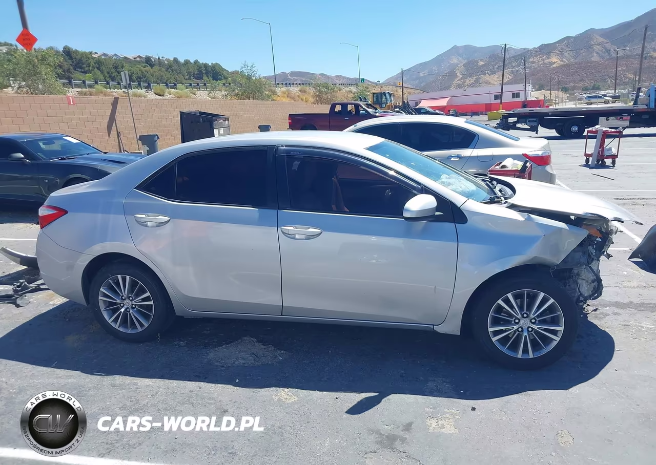 2015 Toyota Corolla Le Plus VIN:5YFBURHE2FP238559 - 14