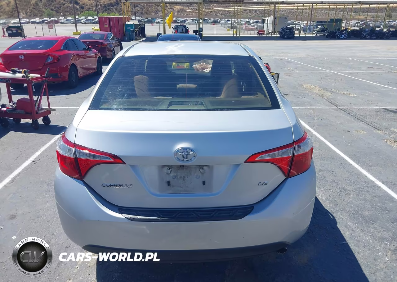 2015 Toyota Corolla Le Plus VIN:5YFBURHE2FP238559 - 17