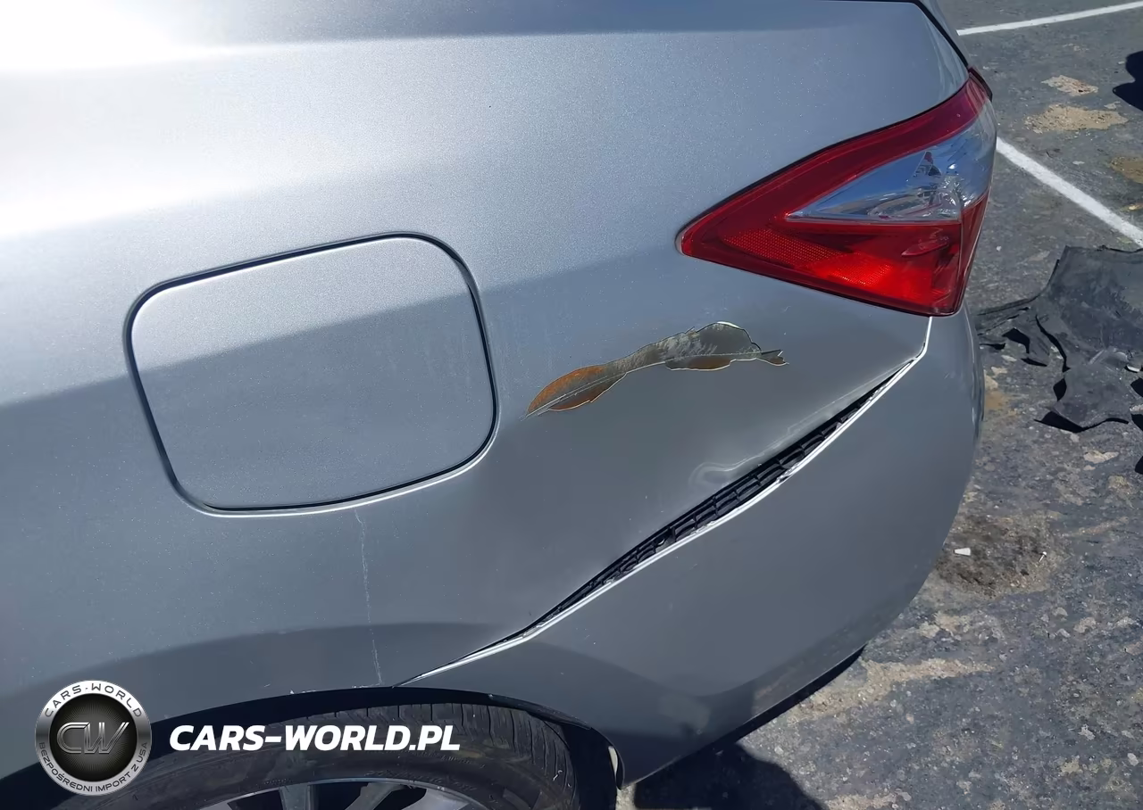 2015 Toyota Corolla Le Plus VIN:5YFBURHE2FP238559 - 21