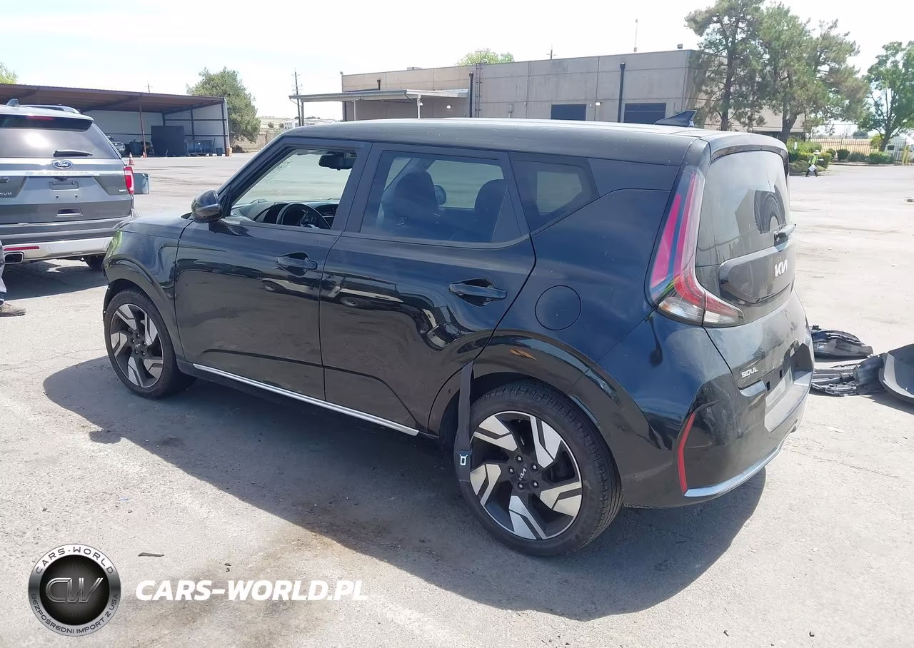2023 Kia Soul Gt-Line VIN:KNDJ53AUXP7841964 - 3