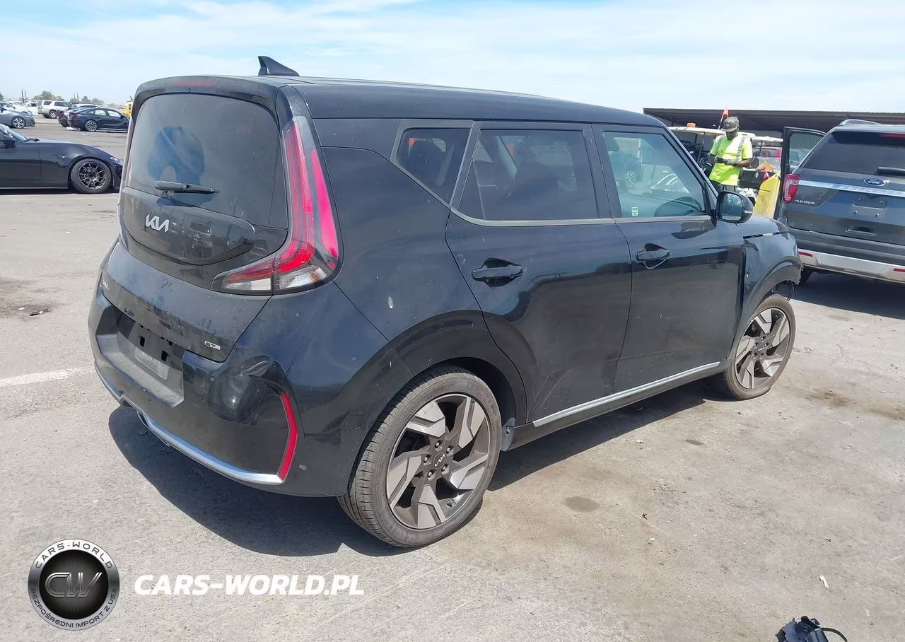 2023 Kia Soul Gt-Line VIN:KNDJ53AUXP7841964 - 4