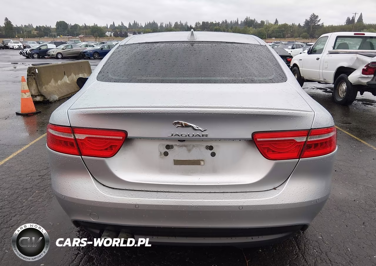 2017 Jaguar Xe 20D R-Sport VIN:SAJAL4BN9HA951154 - 16