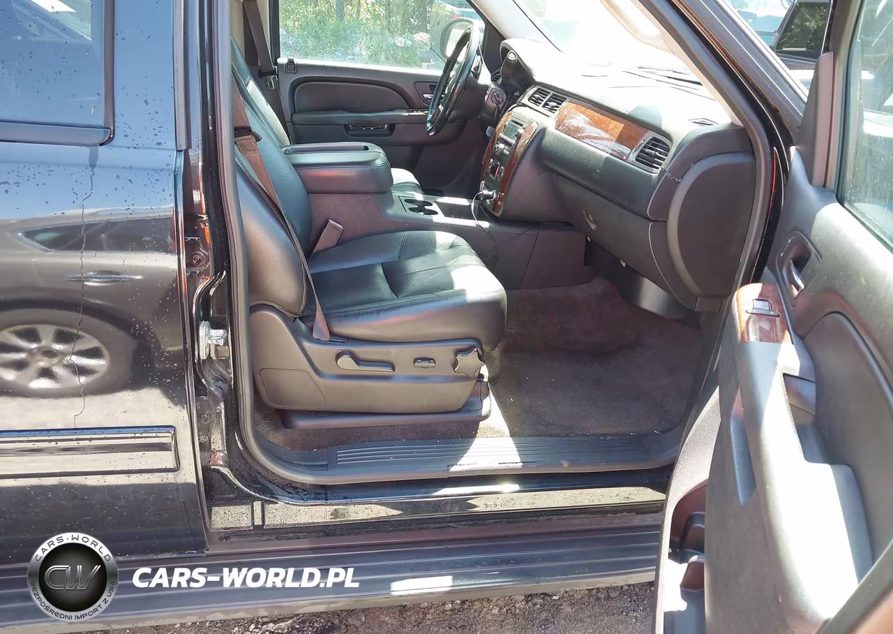 2013 Chevrolet Tahoe Lt VIN:1GNSCBE08DR221679 - 5