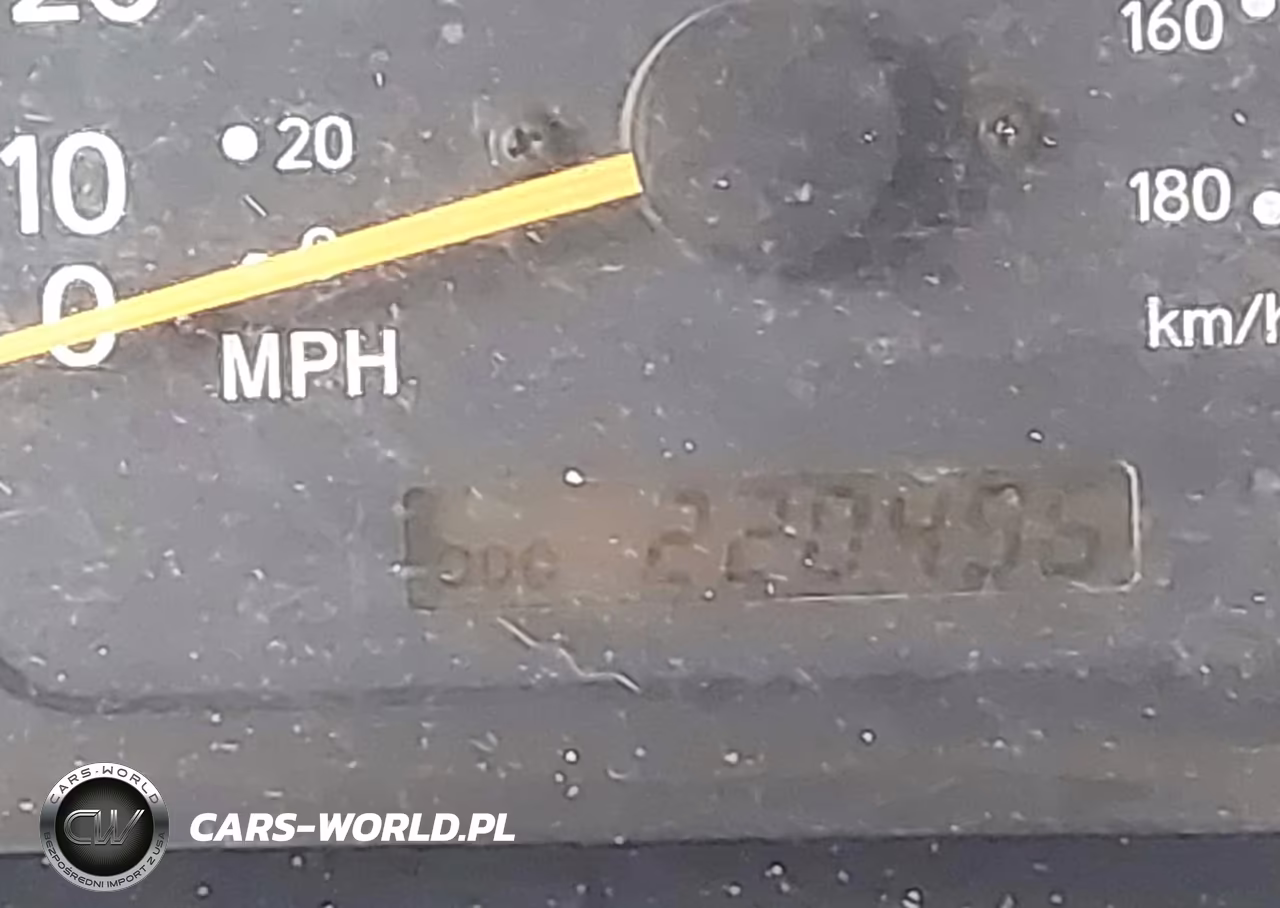 1999 Toyota Tacoma VIN:4TAVL52N2XZ472429 - 15
