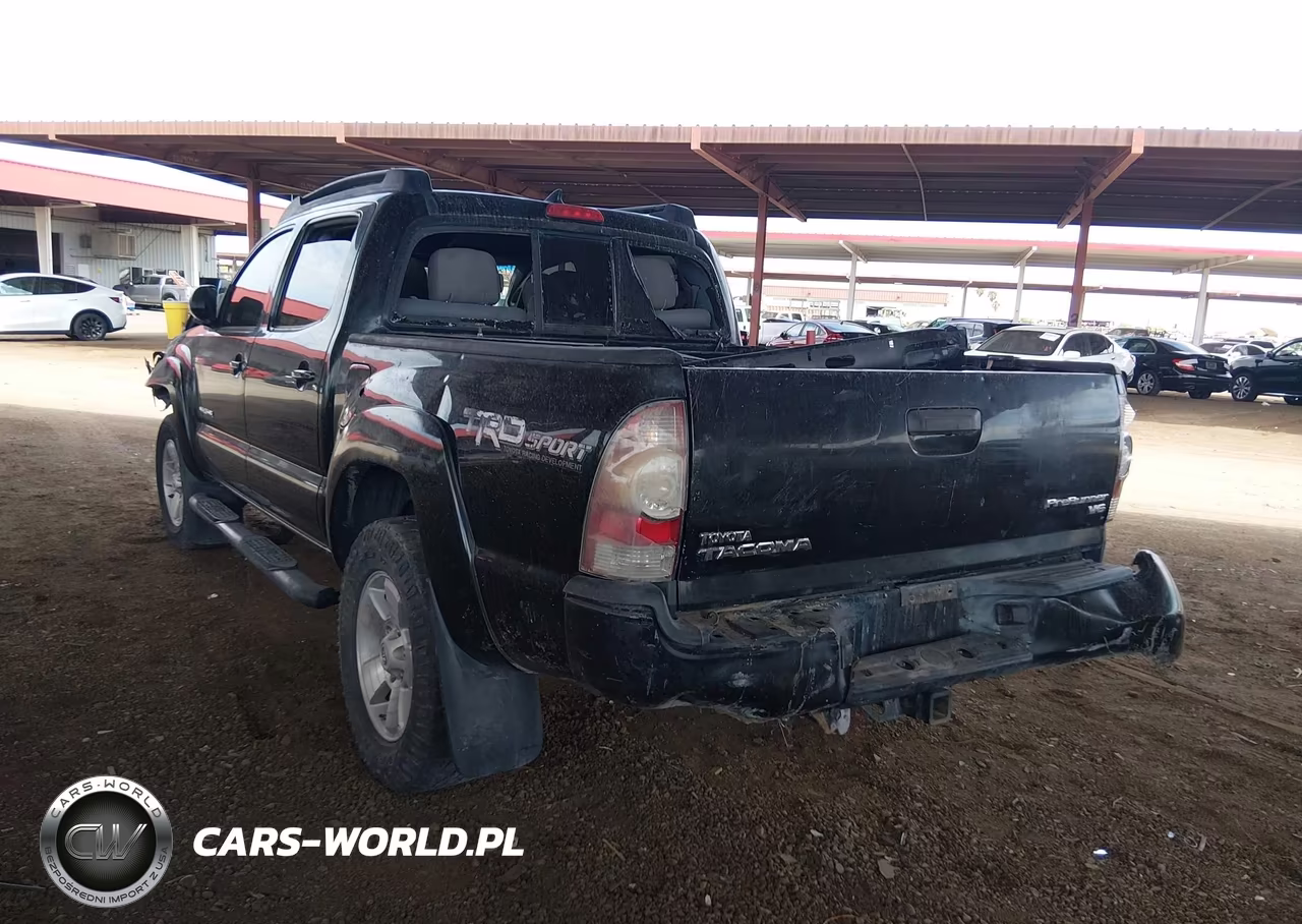 2014 Toyota Tacoma Prerunner V6 VIN:3TMJU4GN9EM165079 - 3