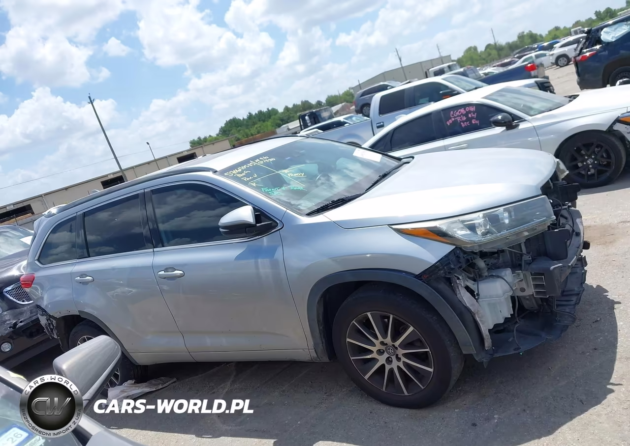 2018 Toyota Highlander Se VIN:5TDKZRFH5JS533945 - 14