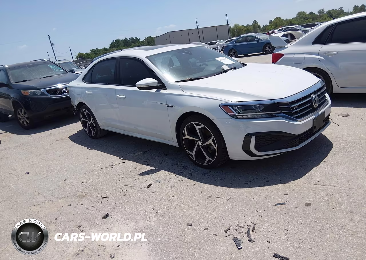 2021 Volkswagen Passat 2.0T R-Line
