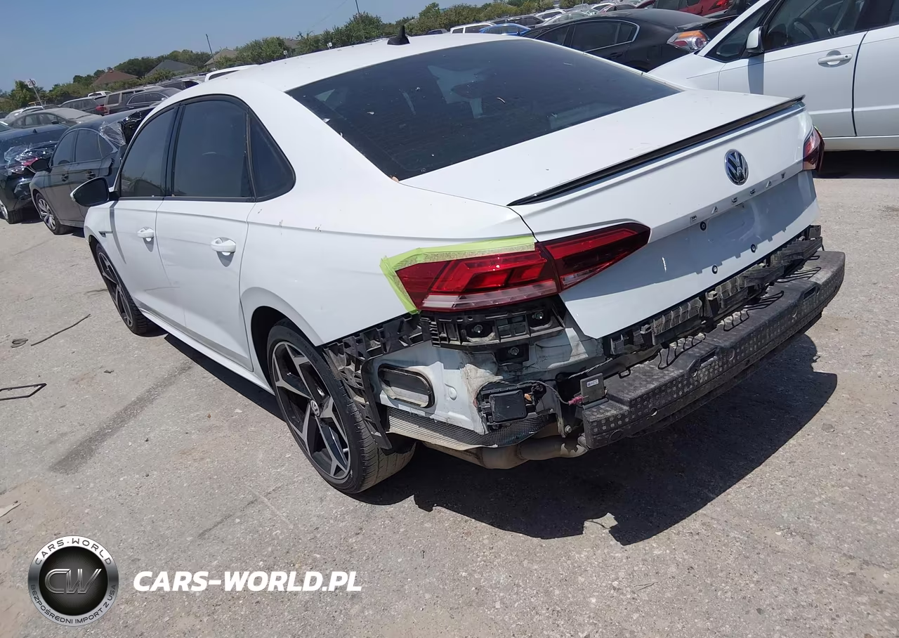 2021 Volkswagen Passat 2.0T R-Line VIN:1VWMA7A36MC006760 - 3