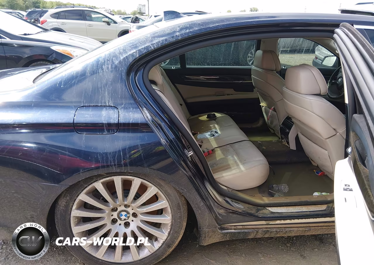 2012 BMW 750Li xDrive VIN:WBAKC8C52CC436502 - 8