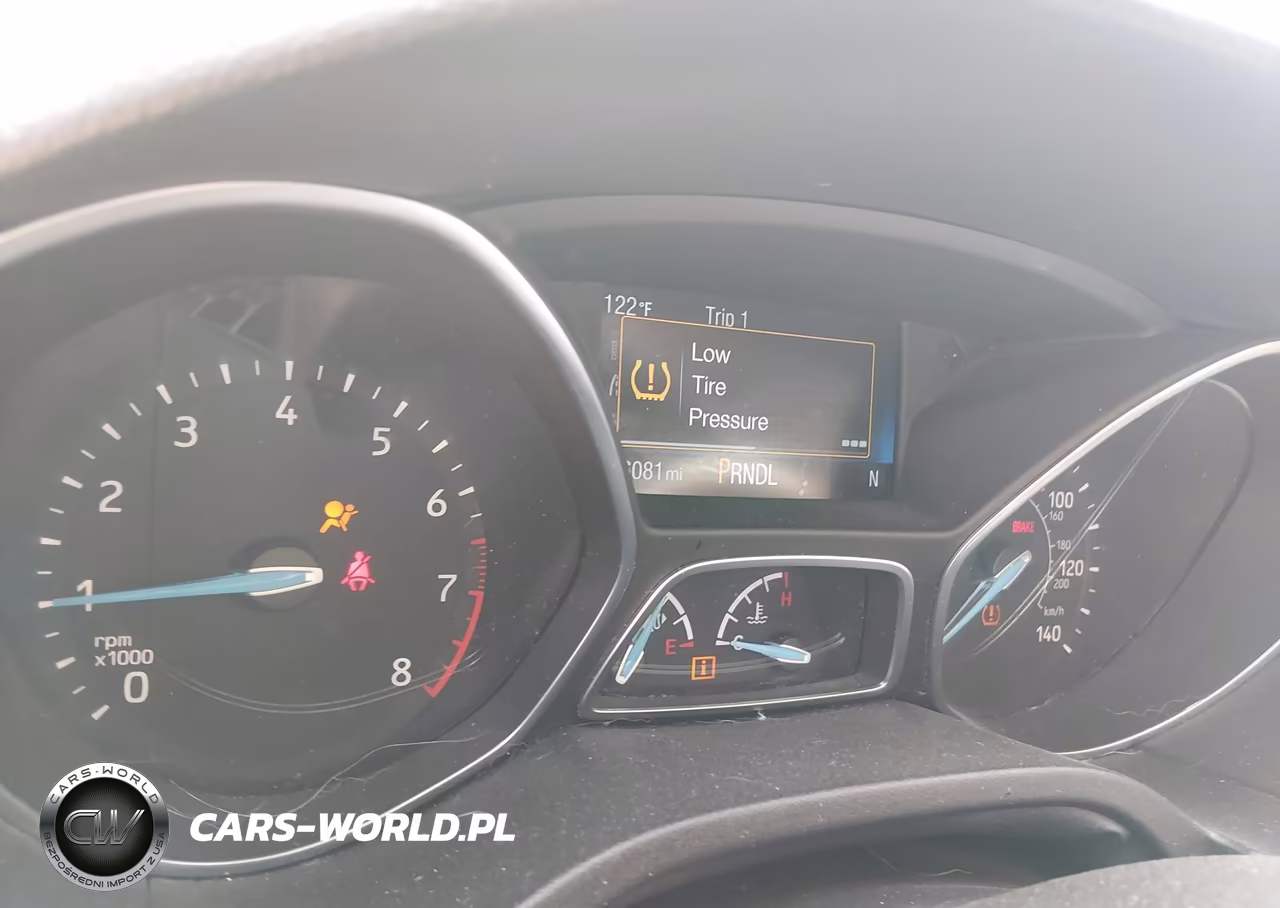 2018 Ford Focus Se VIN:1FADP3F22JL273311 - 7