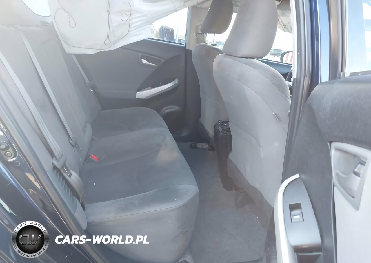 2015 Toyota Prius Three VIN:JTDKN3DU1F0416351 - 8