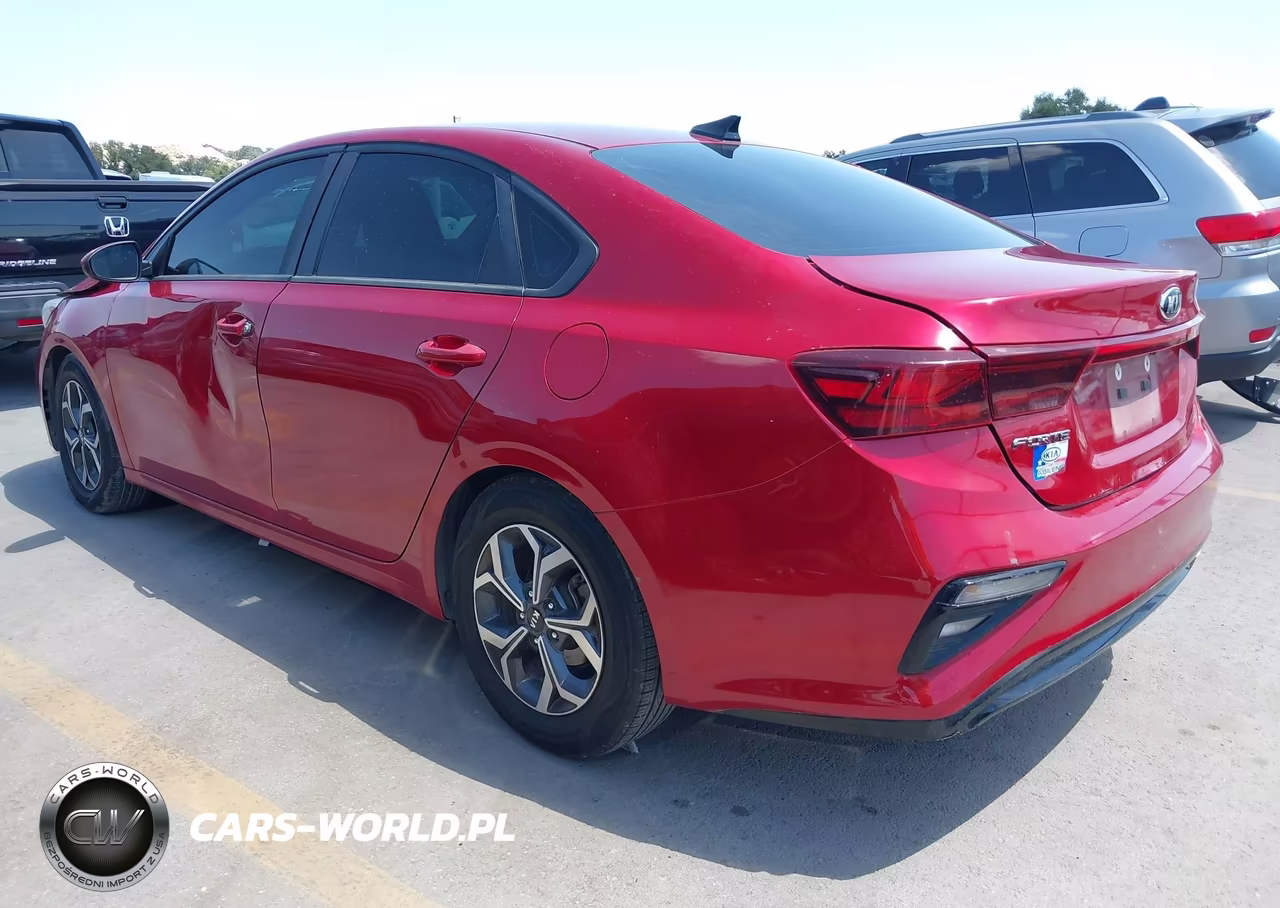 2019 Kia Forte Lxs VIN:3KPF24AD8KE083359 - 3