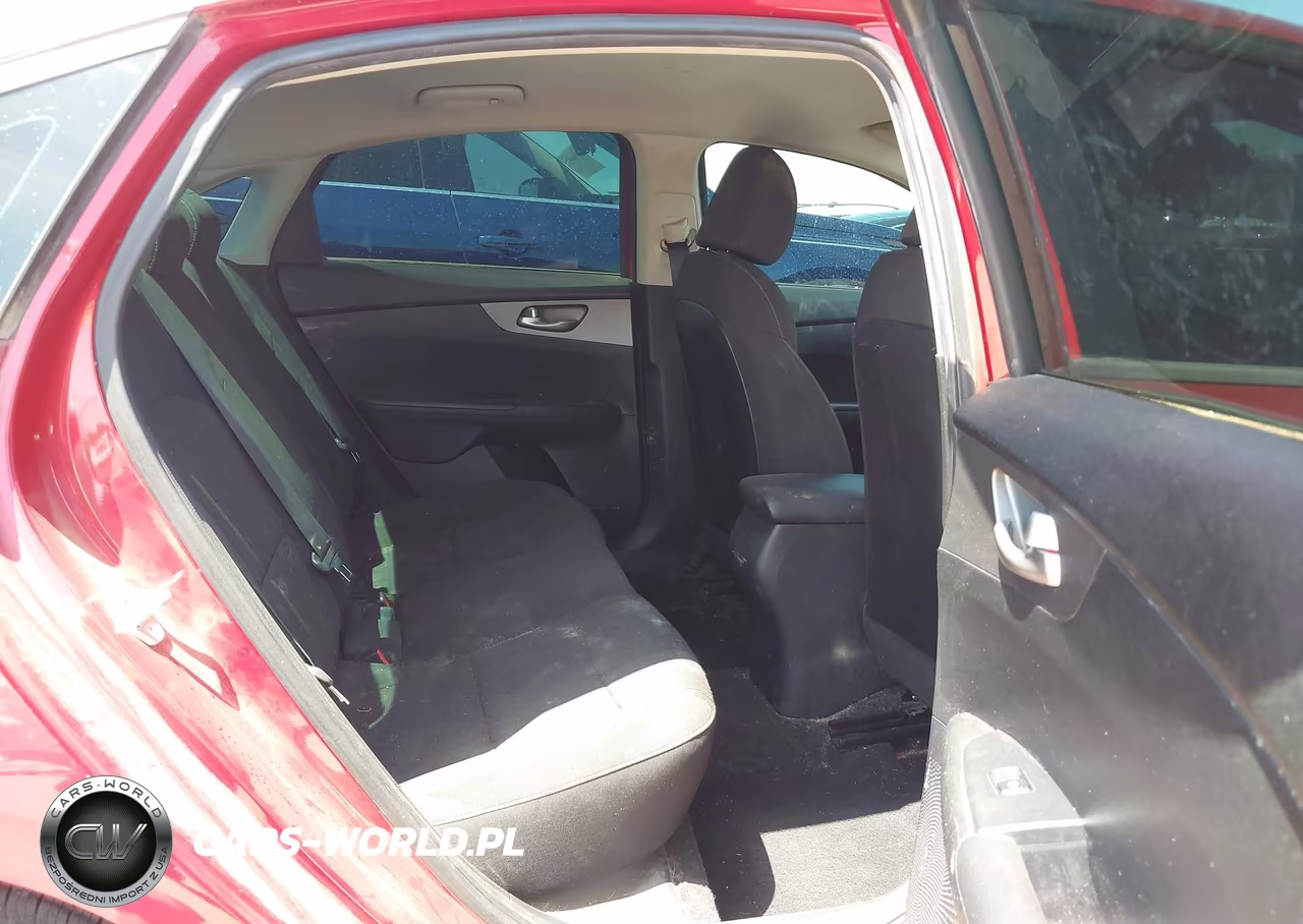 2019 Kia Forte Lxs VIN:3KPF24AD8KE083359 - 8