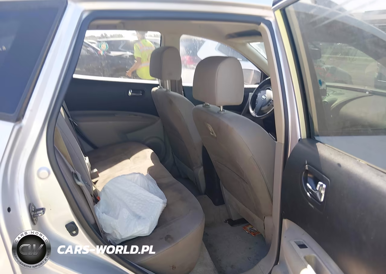 2015 Nissan Rogue Select S VIN:JN8AS5MT9FW674819 - 8