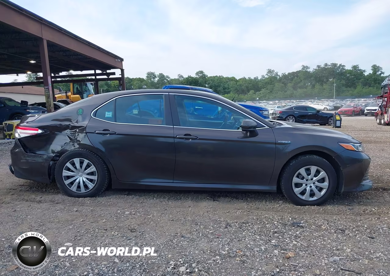 2018 Toyota Camry Hybrid Le VIN:4T1B31HK3JU500378 - 14
