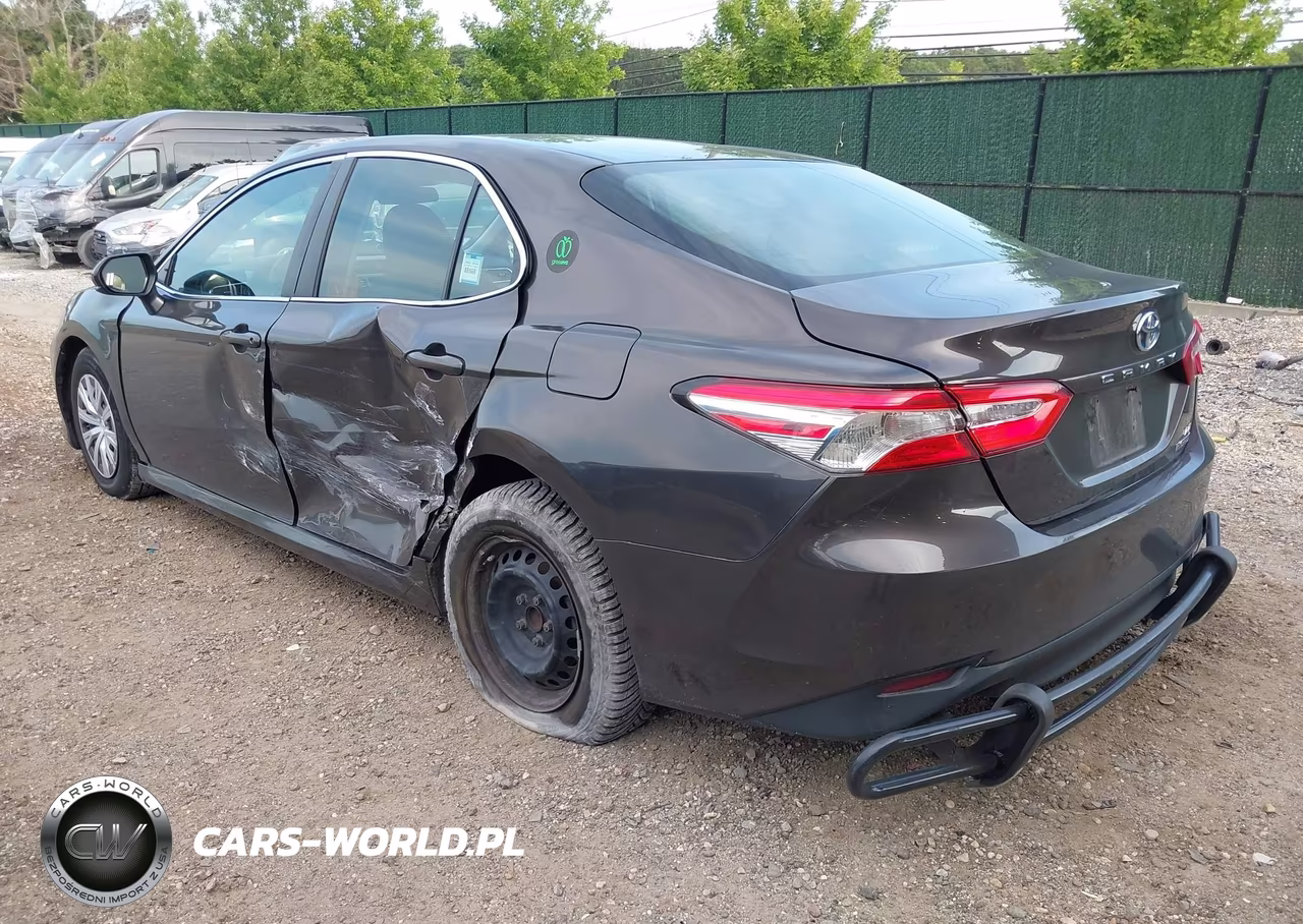 2018 Toyota Camry Hybrid Le VIN:4T1B31HK3JU500378 - 3