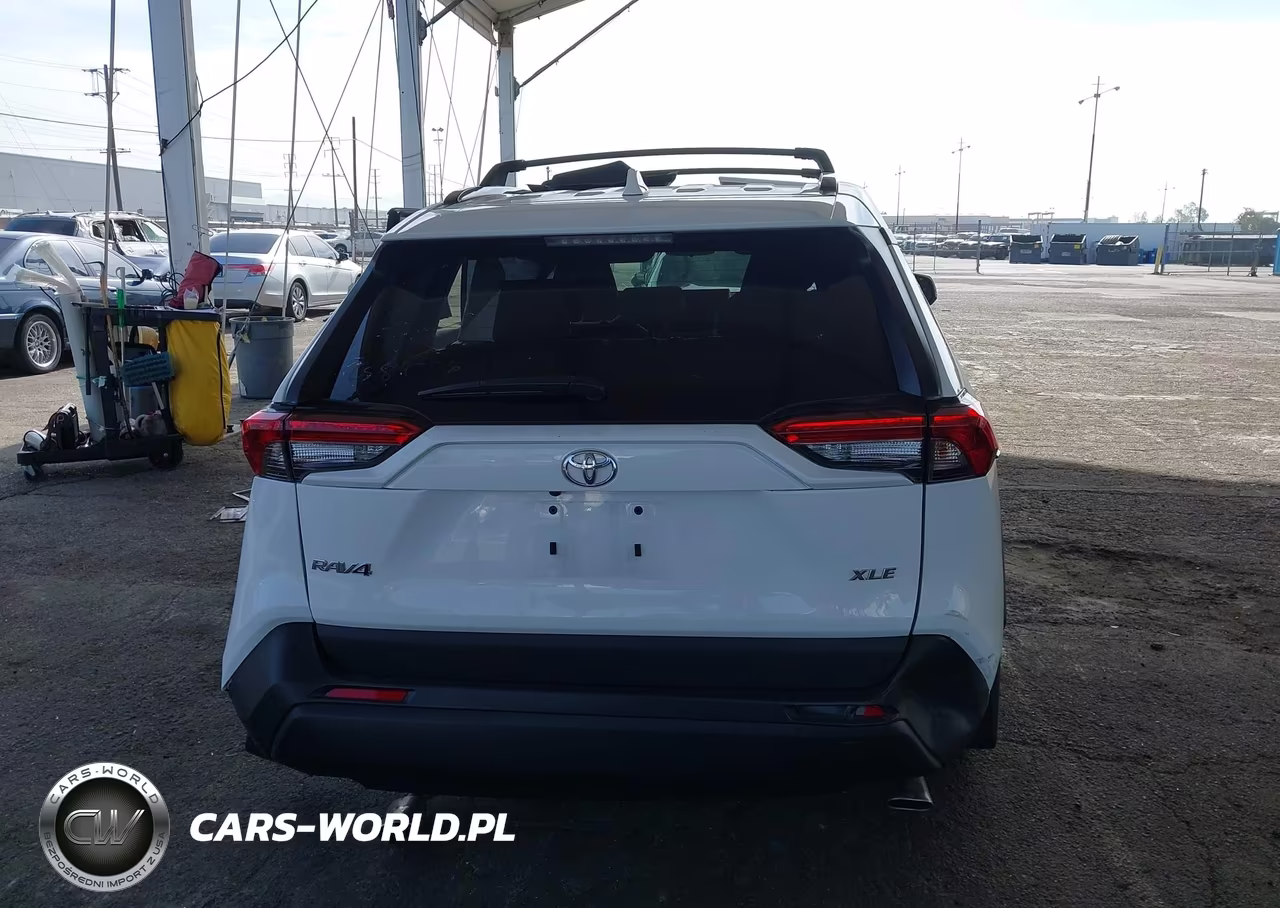2025 Toyota Rav4 Xle VIN:2T3W1RFV9SW399276 - 17