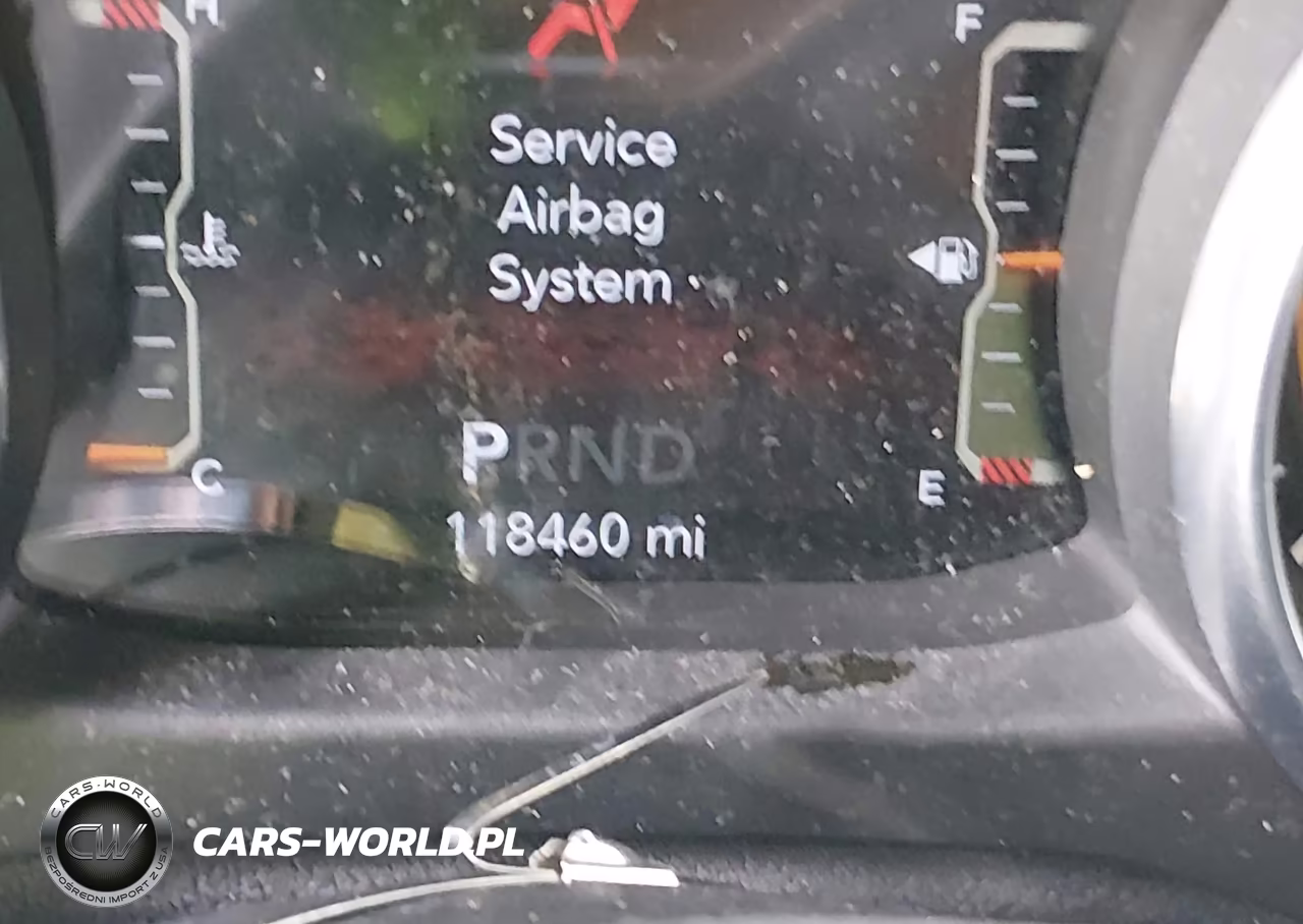 2018 Jeep Wrangler Unlimited Sahara VIN:1C4HJXEG2JW294644 - 15