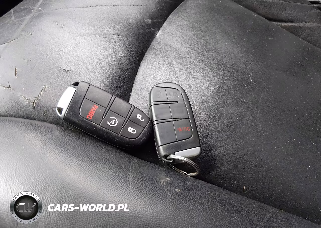 2016 Dodge Journey Crossroad Plus VIN:3C4PDCGG4GT199199 - 11