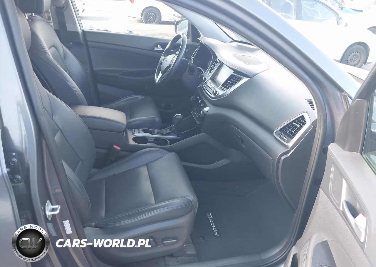 2017 Hyundai Tucson Limited VIN:KM8J3CA27HU474105 - 5