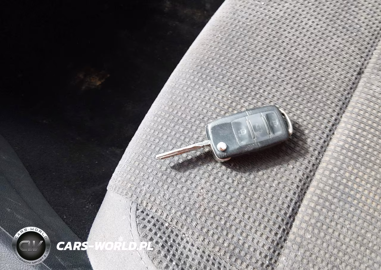 2009 Volkswagen Jetta S VIN:3VWJM71K89M011188 - 11