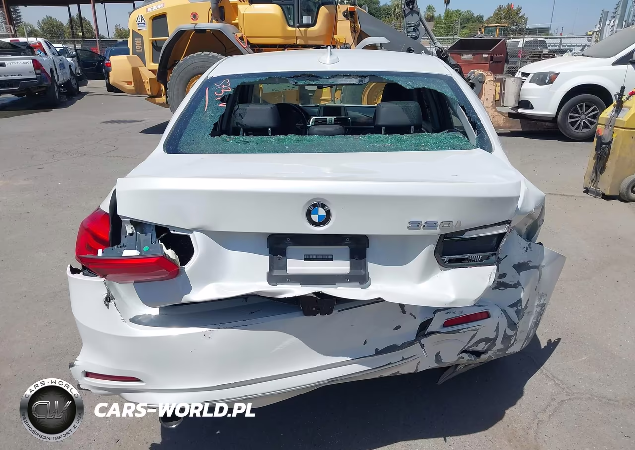 2016 BMW 320I VIN:WBA8E1G59GNT99531 - 16