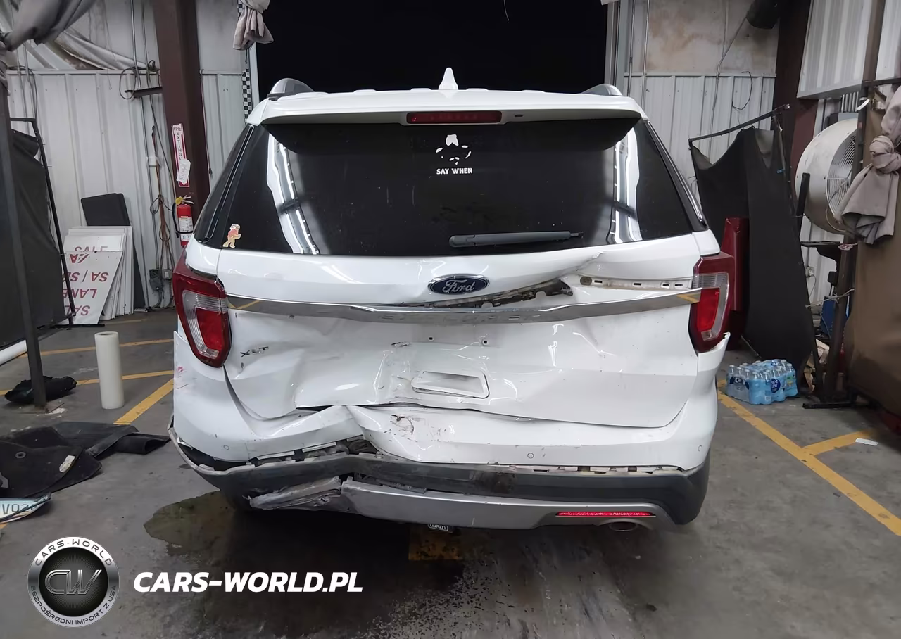 2017 Ford Explorer Xlt VIN:1FM5K7D86HGE24662 - 16