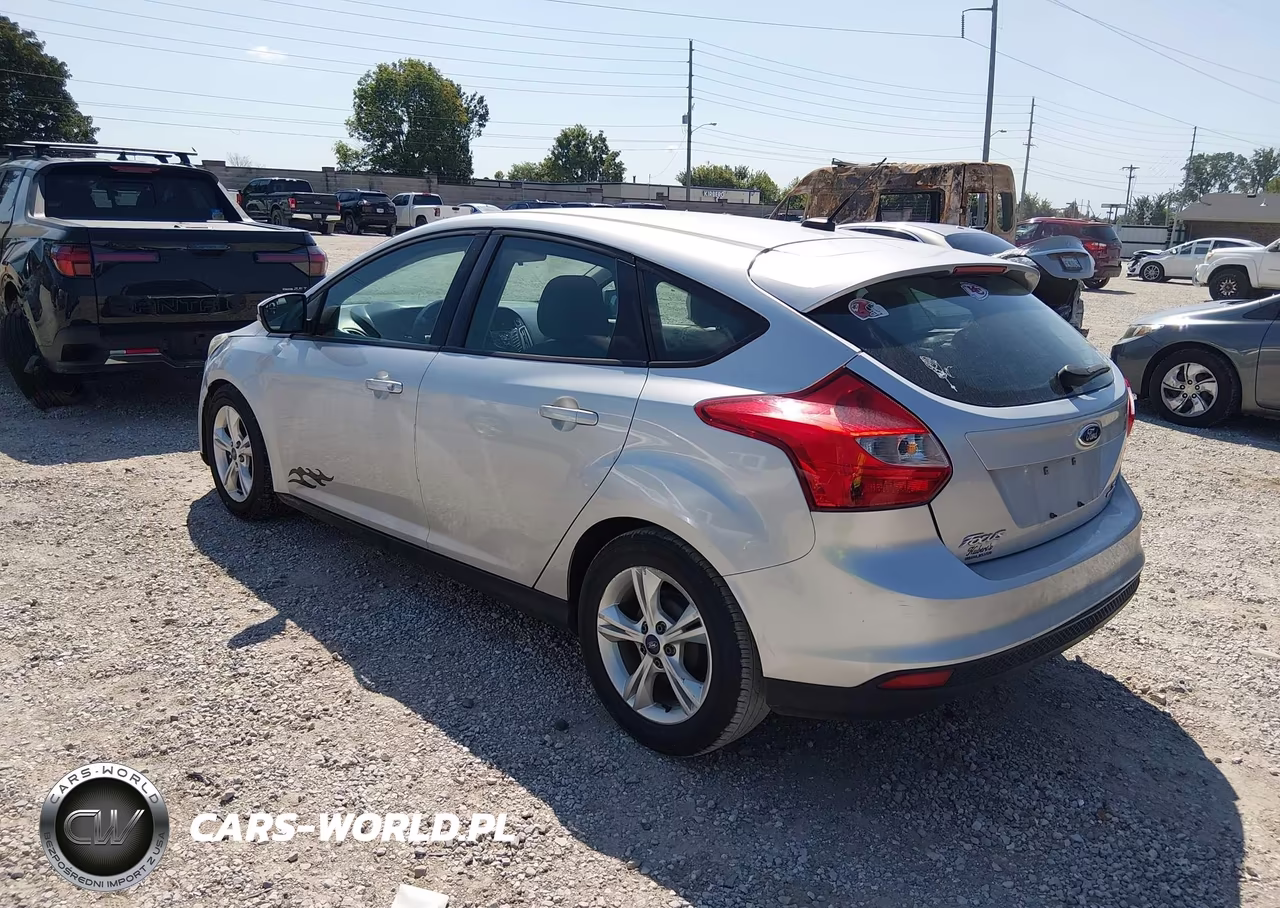 2013 Ford Focus Se VIN:1FADP3K27DL107280 - 3