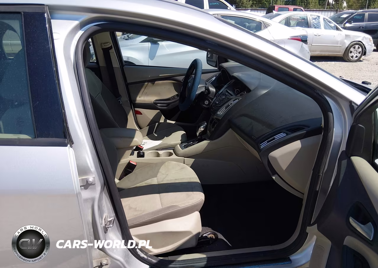 2013 Ford Focus Se VIN:1FADP3K27DL107280 - 5