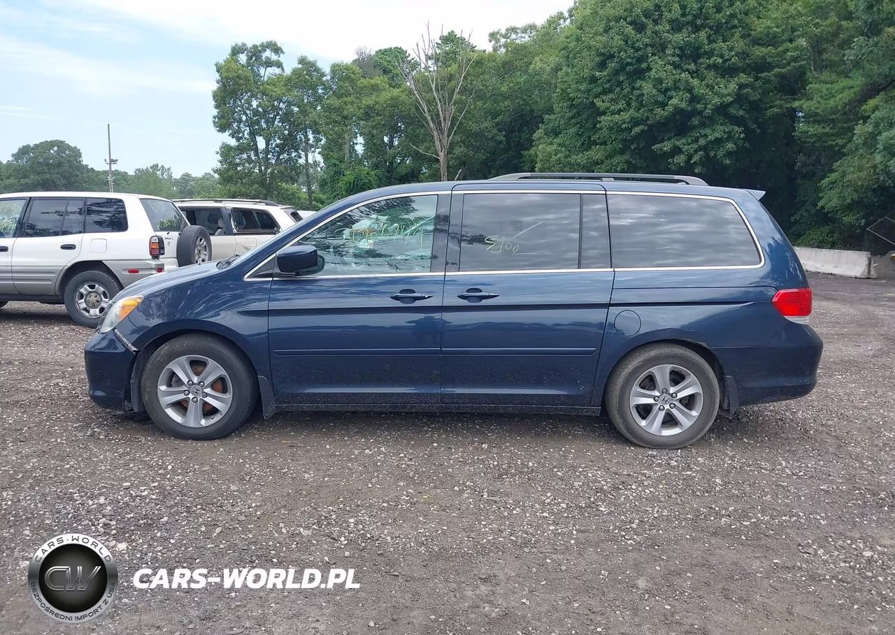 2010 Honda Odyssey Touring VIN:5FNRL3H92AB001897 - 13