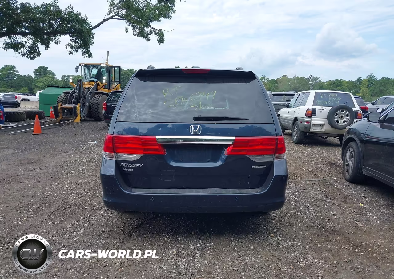 2010 Honda Odyssey Touring VIN:5FNRL3H92AB001897 - 15