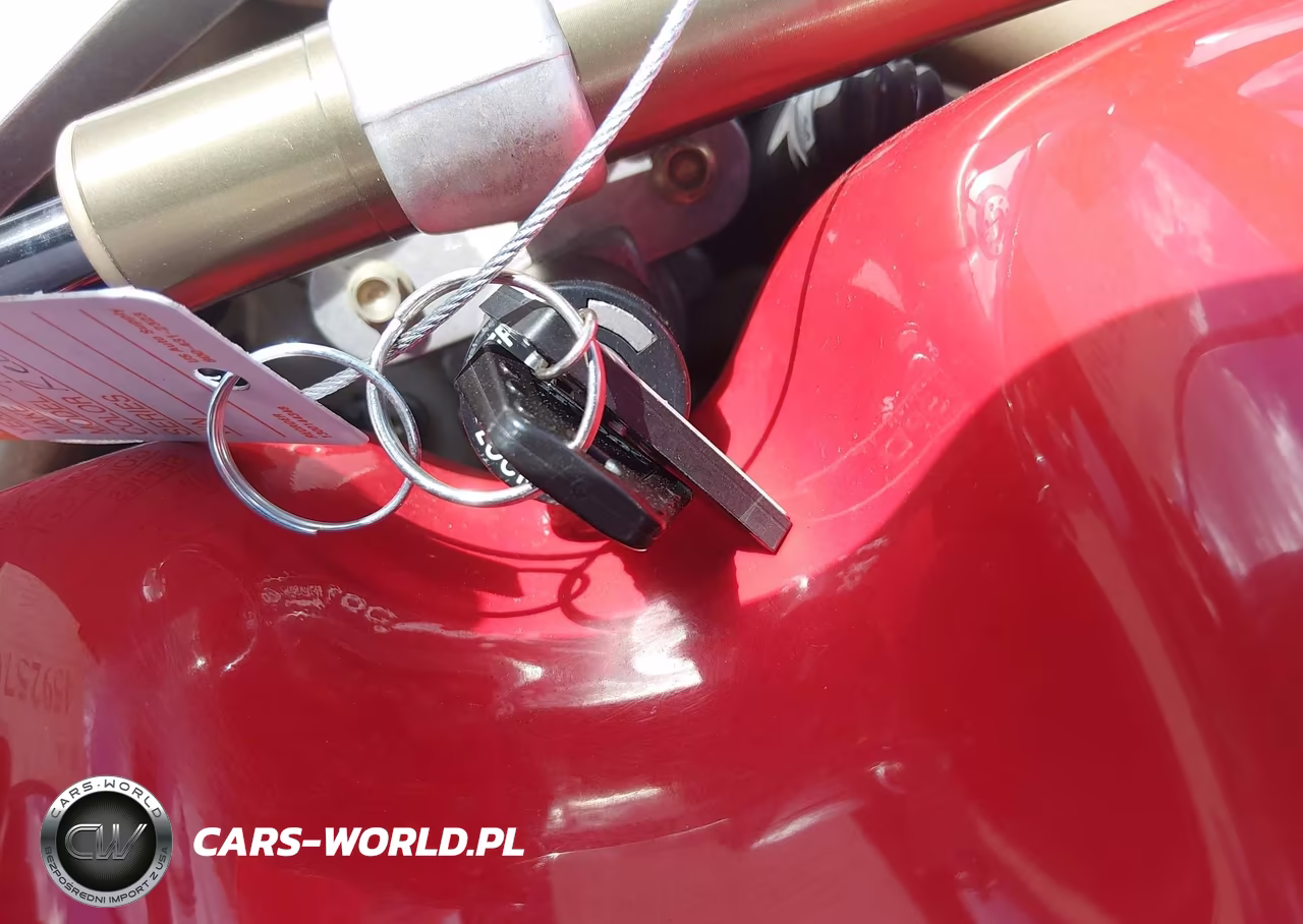 1999 Ducati 996 S VIN:ZDM1SB5T0XB003240 - 11